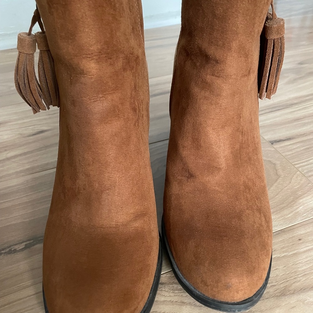 Heeled booties - Picture 2 of 7